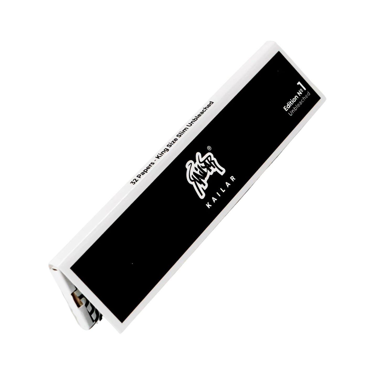 Schwarzes Heftchen mit 32 ungebleichten Kailar King Size Slim Papers, cleanes Design und natürliche Qualität für stilvolles Drehen.